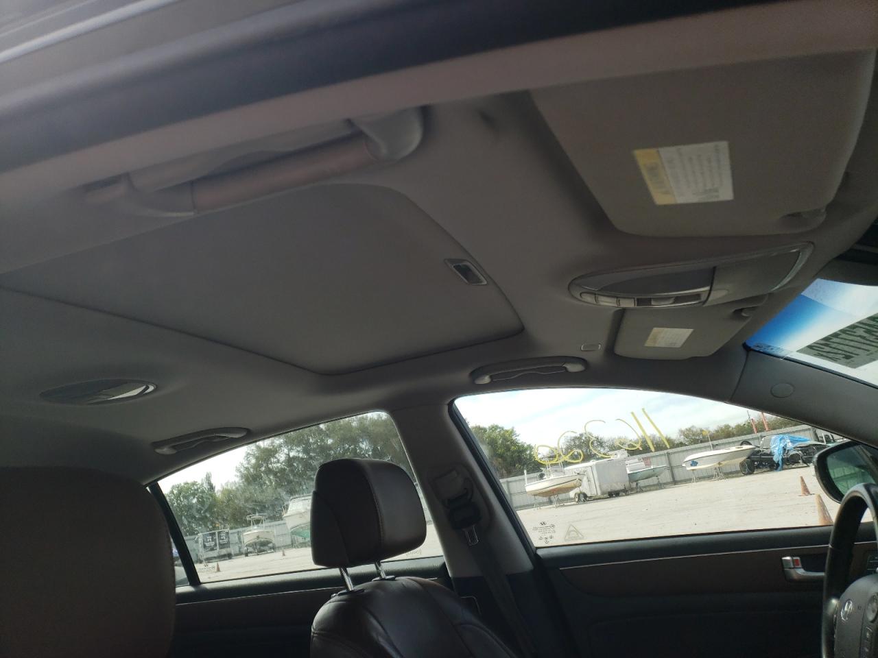 Photo 9 from auction – 2012 HYUNDAI GENESIS 3. with VIN KMHGC4DD5CU167568