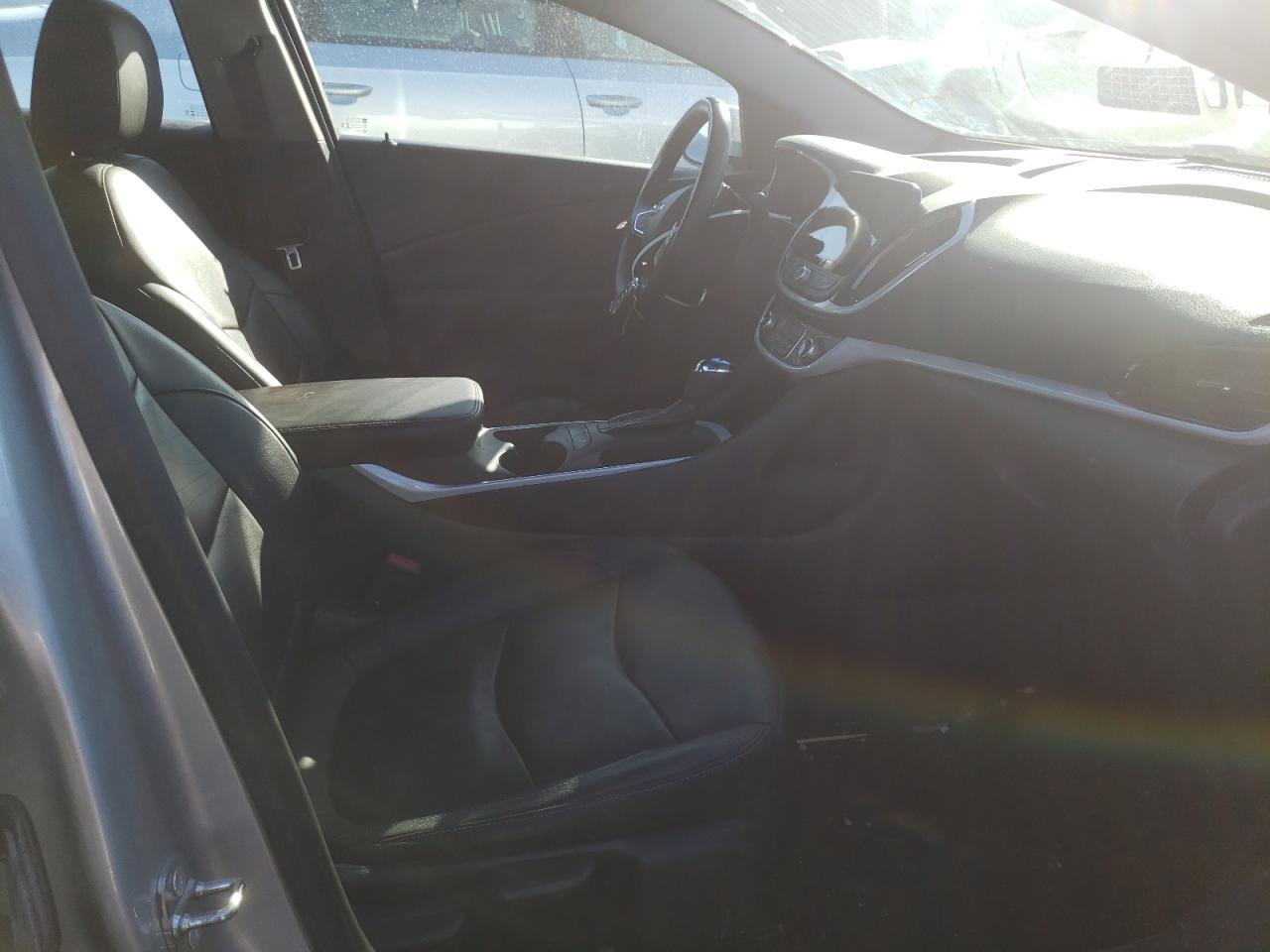 Photo 5 from auction – 2019 CHEVROLET VOLT LT with VIN 1G1RC6S58KU121910