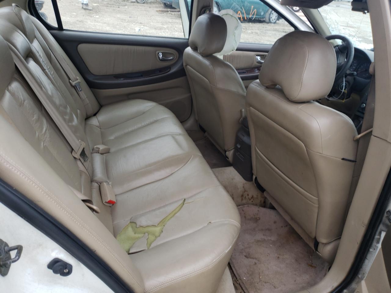 Photo 6 from auction – 2000 NISSAN MAXIMA GLE with VIN JN1CA31A0YT200909