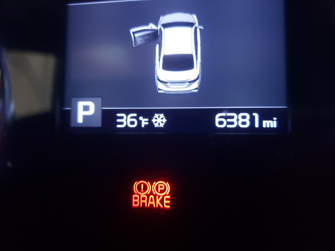 Photo 8 from auction – 2021 KIA FORTE FE with VIN 3KPF24AD5ME382746