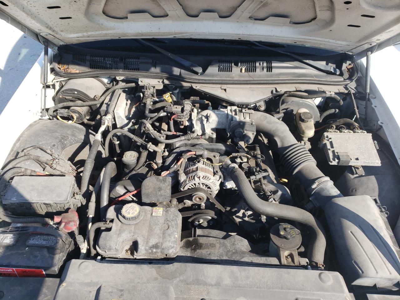 Photo 7 from auction – 2006 FORD CROWN VICT with VIN 2FAHP71W26X119663