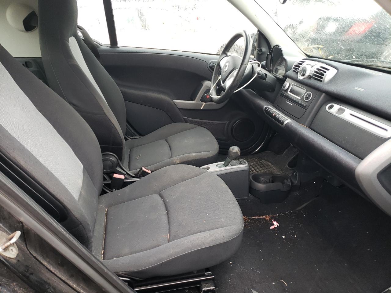 Photo 5 from auction – 2013 SMART FORTWO PUR with VIN WMEEJ3BA0DK624029