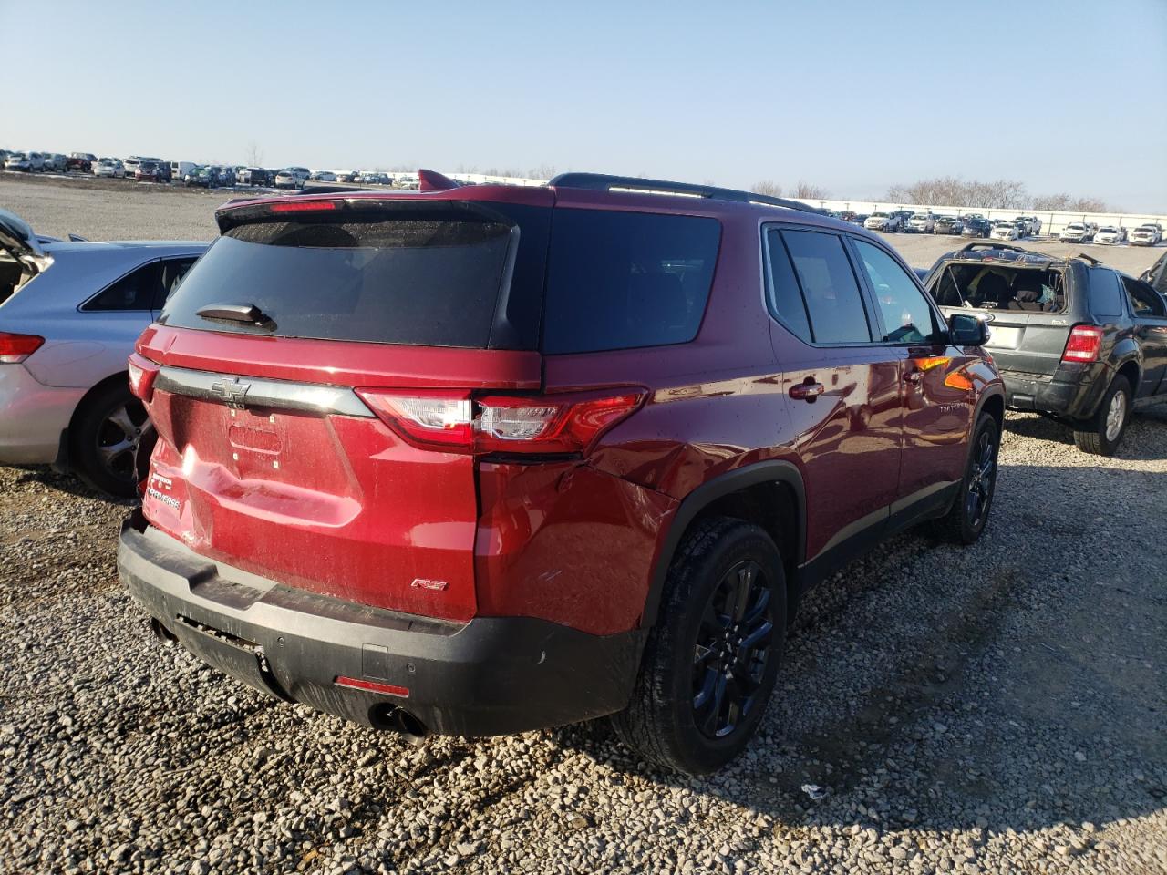 Photo 4 from auction – 2018 CHEVROLET TRAVERSE R with VIN 1GNERJKX0JJ264186