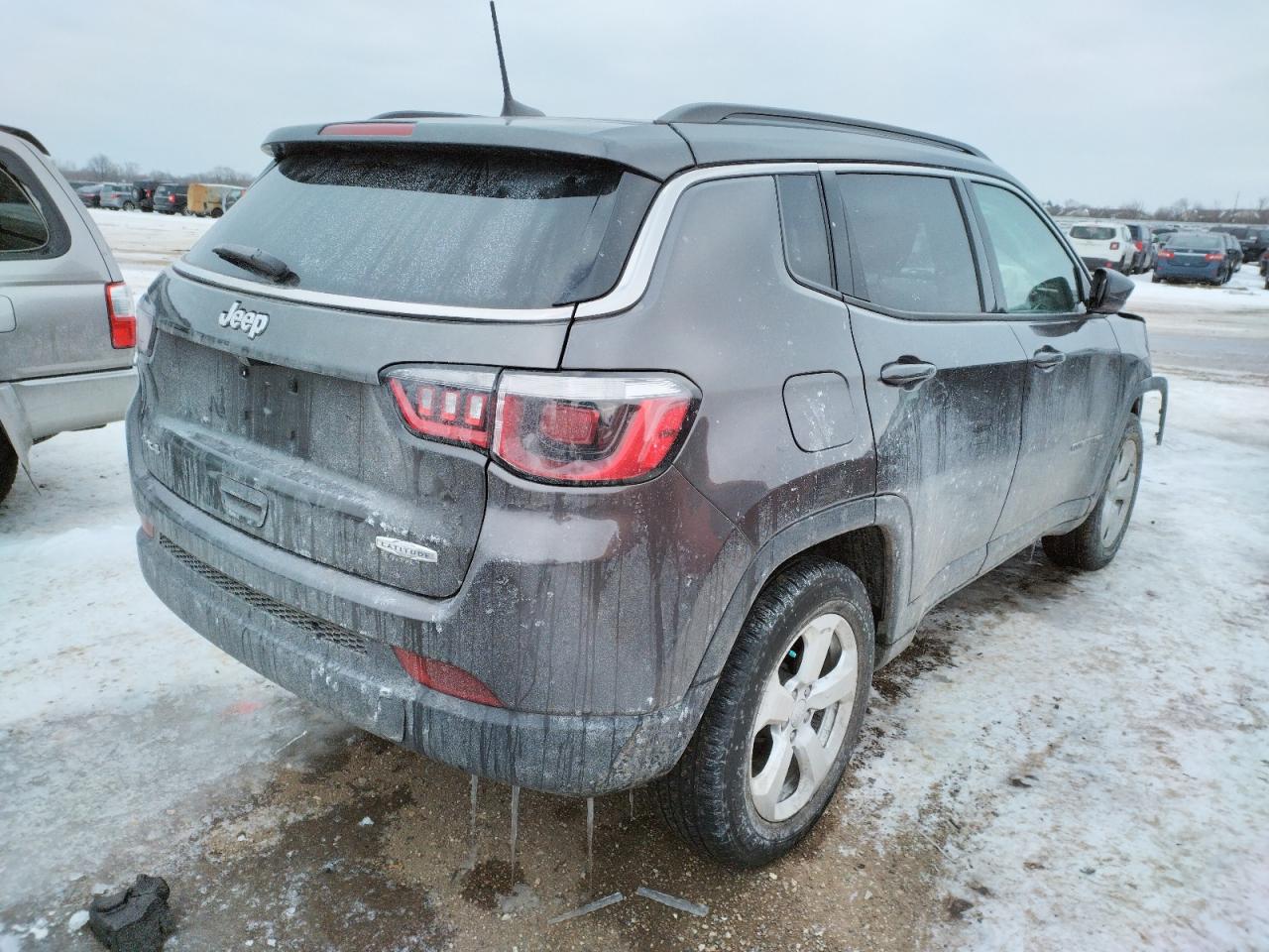 Photo 4 from auction – 2018 JEEP COMPASS LA with VIN 3C4NJDBB7JT401249