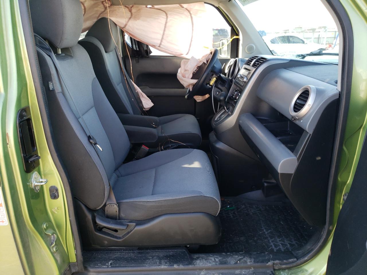 Photo 5 from auction – 2007 HONDA ELEMENT EX with VIN 5J6YH28747L010655