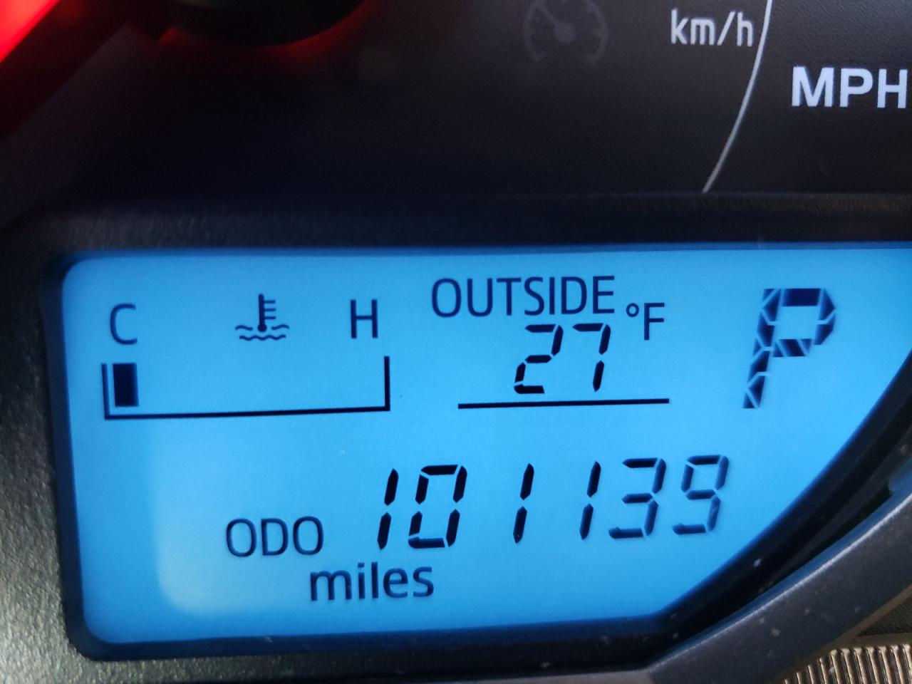 Photo 8 from auction – 2015 TOYOTA RAV4 XLE with VIN 2T3RFREV5FW299309