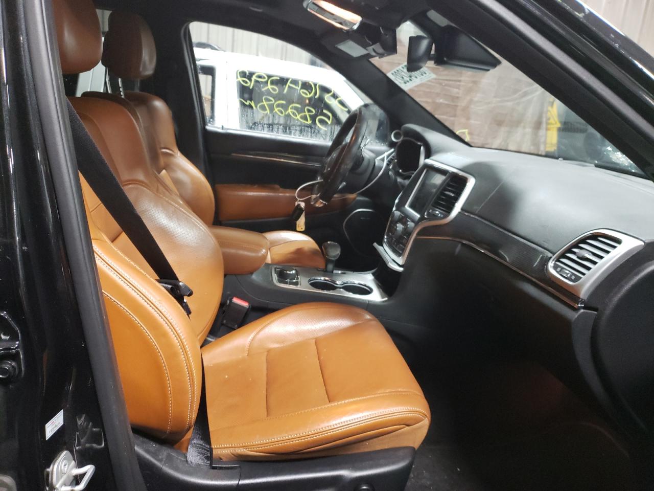 Photo 5 from auction – 2015 JEEP GRAND CHER with VIN 1C4RJFDJ0FC688938