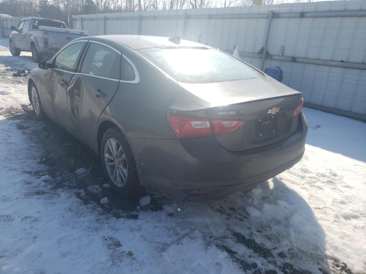 Photo 3 from auction – 2018 CHEVROLET MALIBU LT with VIN 1G1ZD5ST0JF151699