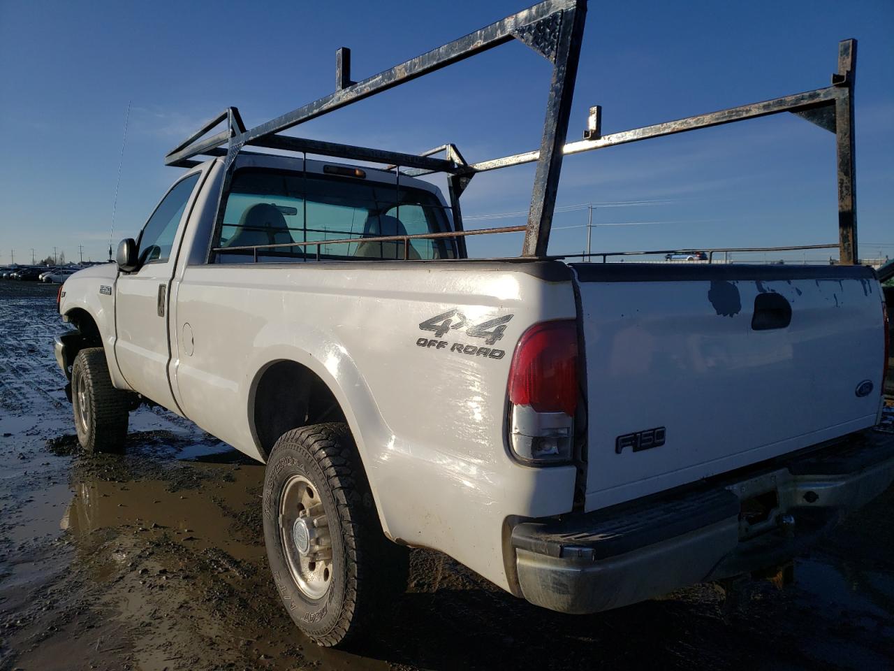 Photo 3 from auction – 2001 FORD F250 SUPER with VIN 1FTNF21L61EB48389