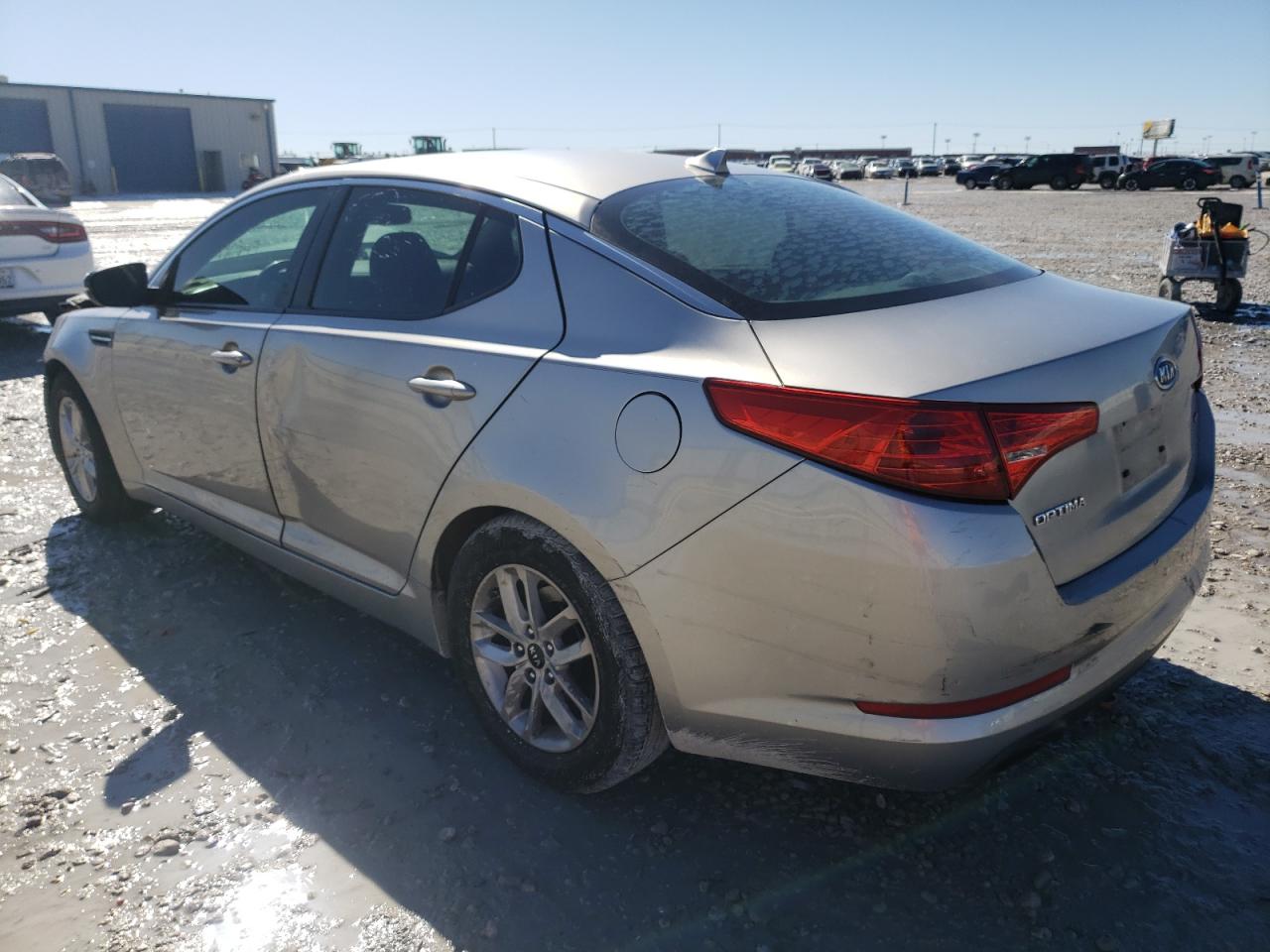 Photo 3 from auction – 2011 KIA OPTIMA LX with VIN KNAGM4A71B5051838