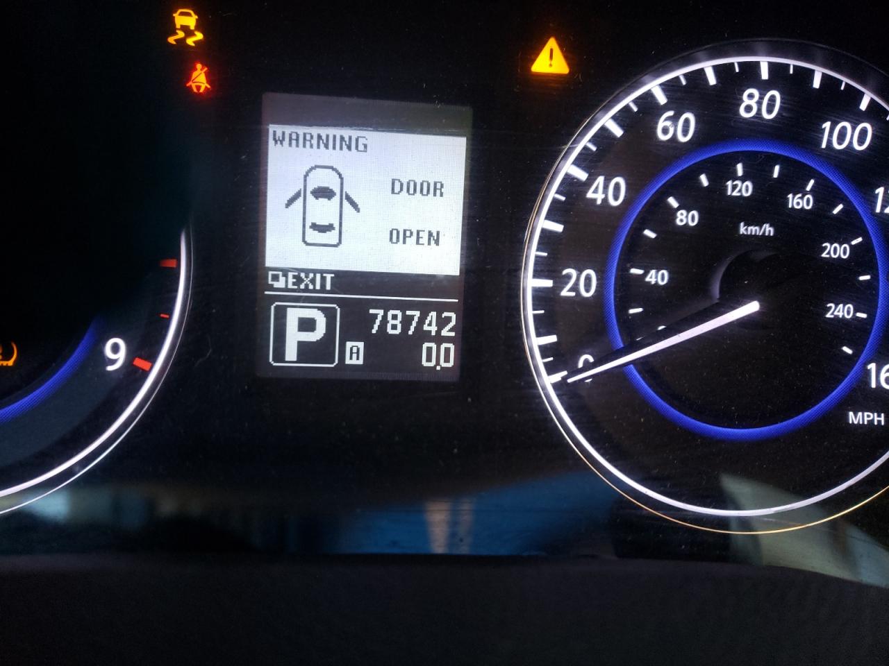 Photo 8 from auction – 2015 INFINITI Q40 with VIN JN1CV6AP0FM501486