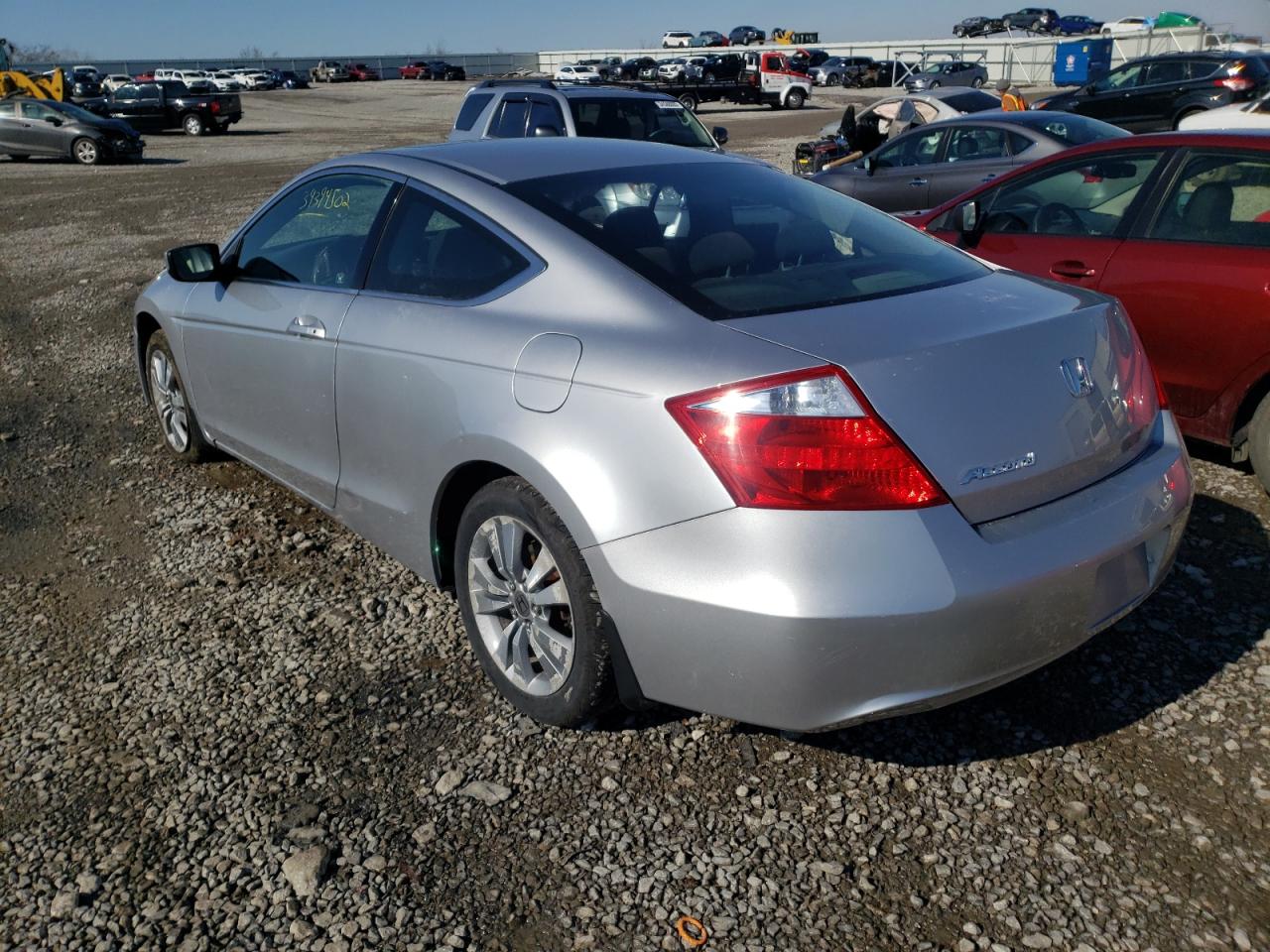 Photo 3 from auction – 2010 HONDA ACCORD EX with VIN 1HGCS1B70AA000293
