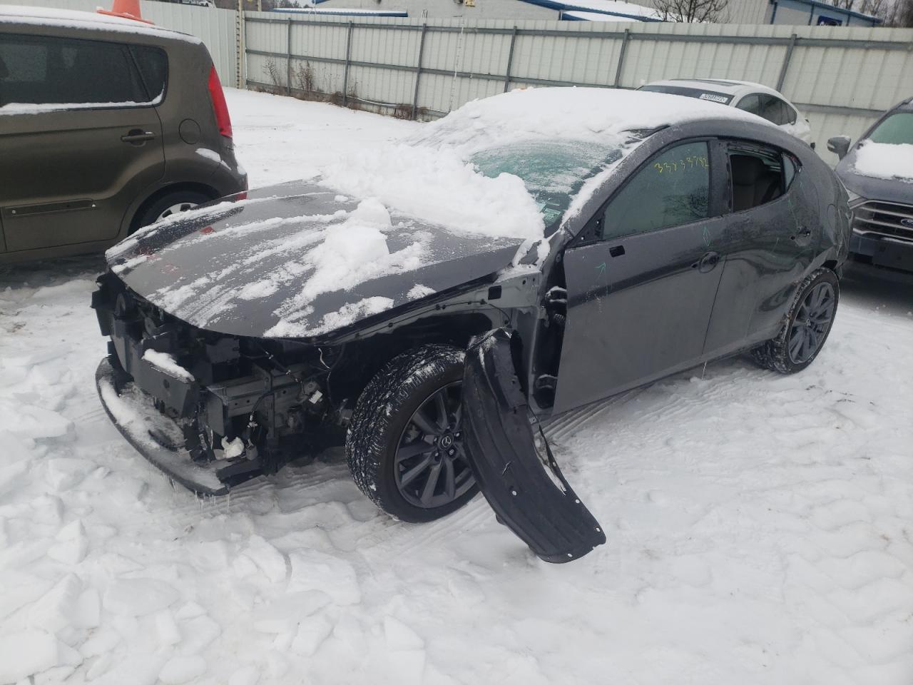 Photo 2 from auction – 2021 MAZDA 3 PREFERRE with VIN JM1BPBLL2M1314190