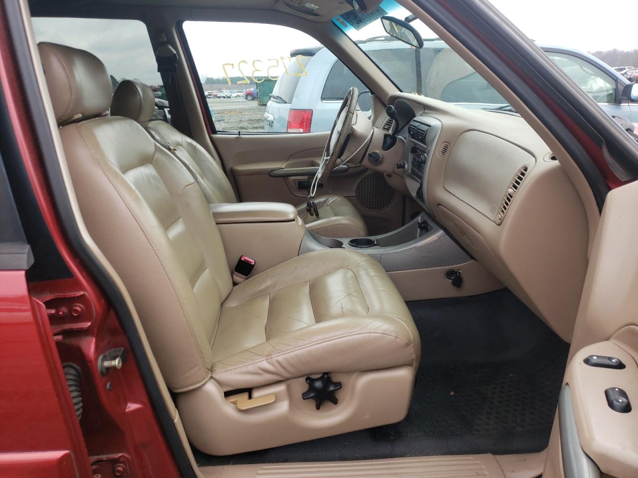 Photo 5 from auction – 2001 FORD EXPLORER S with VIN 1FMZU67E31UB38489