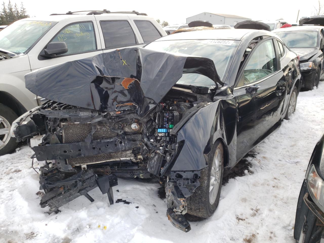 Photo 2 from auction – 2015 MAZDA 3 TOURING with VIN 3MZBM1V73FM137395