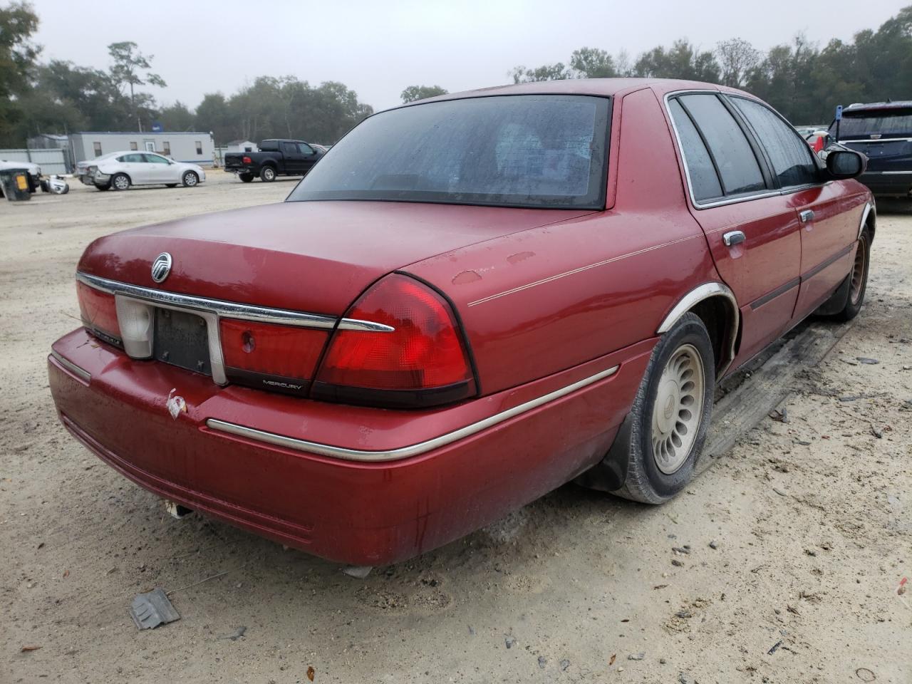 Photo 4 from auction – 2001 MERCURY GRAND MARQ with VIN 2MEFM75W11X649196