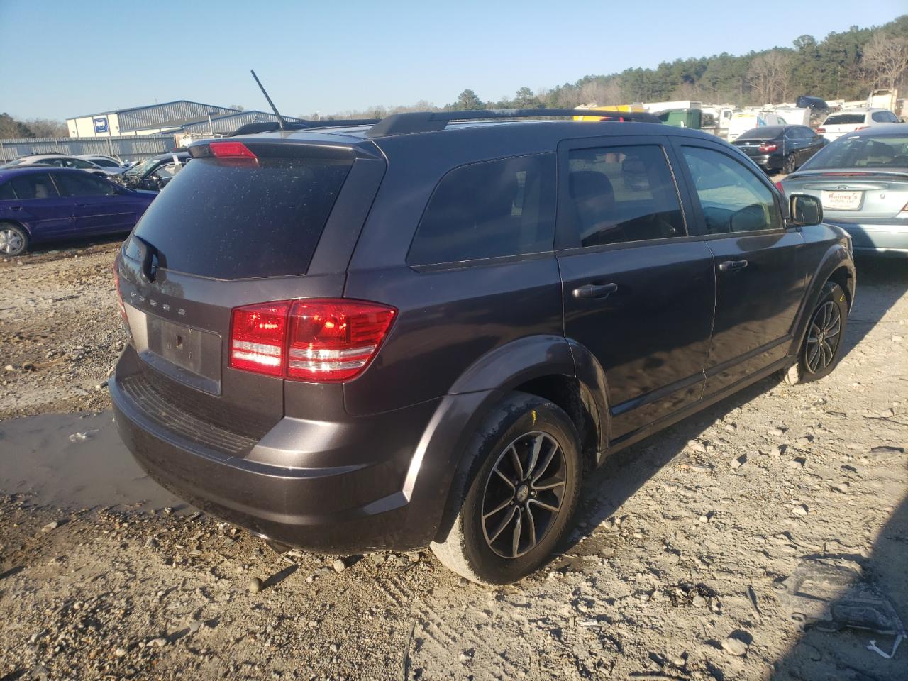 Photo 4 from auction – 2017 DODGE JOURNEY SE with VIN 3C4PDCAB7HT573187
