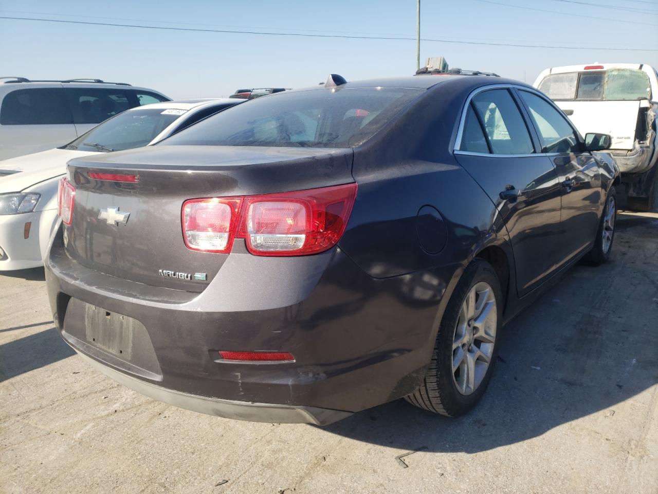 Photo 4 from auction – 2013 CHEVROLET MALIBU 1LT with VIN 1G11D5SR3DF135521