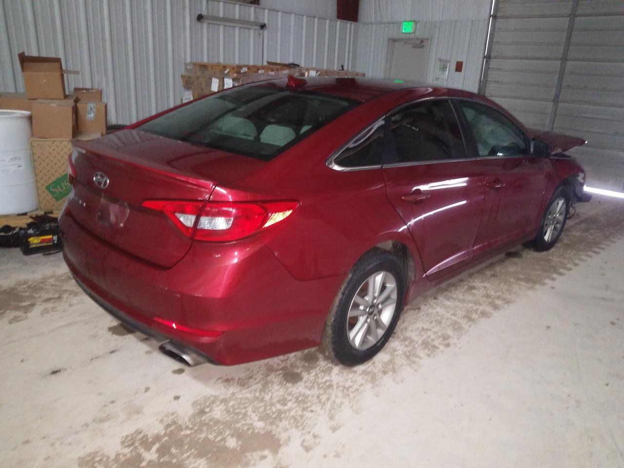 Photo 4 from auction – 2015 HYUNDAI SONATA SE with VIN 5NPE24AF4FH006647