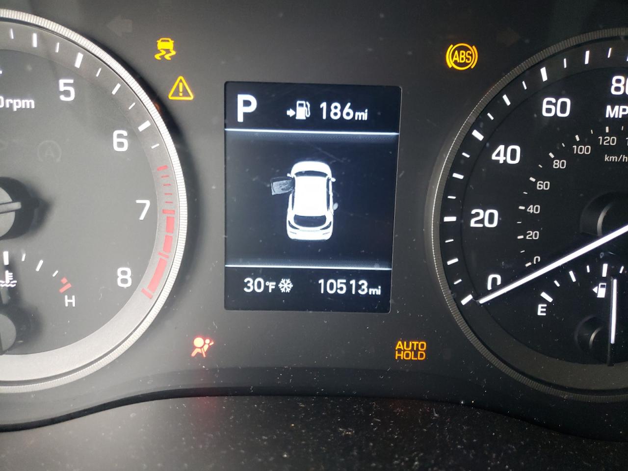 Photo 8 from auction – 2020 HYUNDAI TUCSON SE with VIN KM8J2CA42LU099107