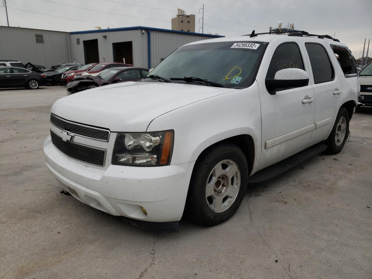 Photo 2 from auction – 2007 CHEVROLET TAHOE with VIN 1GNFC130X7R353555