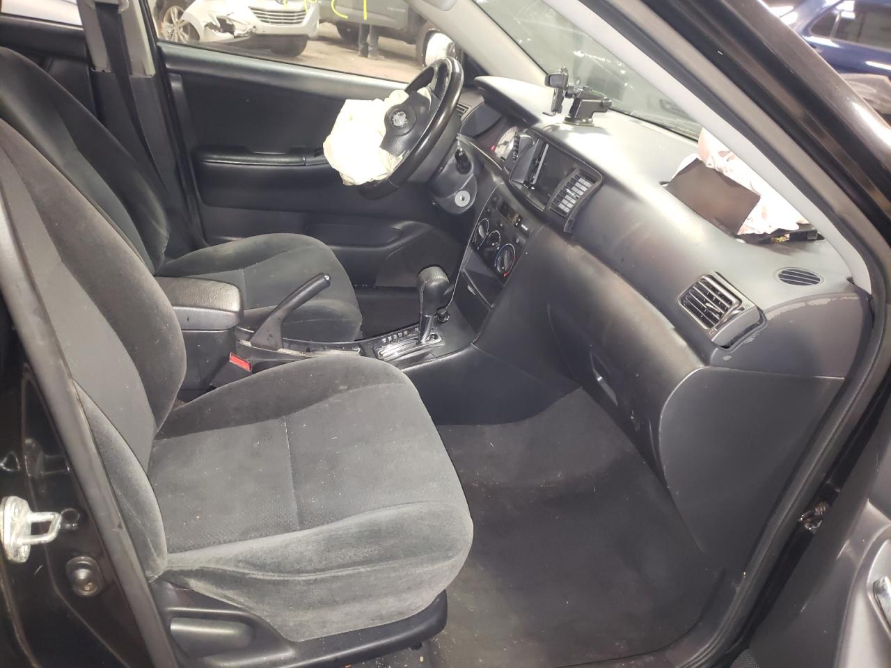 Photo 5 from auction – 2003 TOYOTA COROLLA CE with VIN 2T1BR32E13C085885