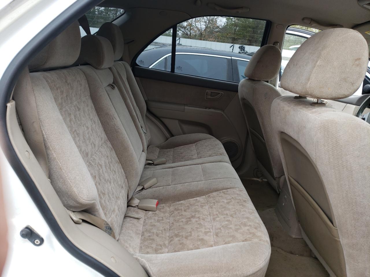 Photo 6 from auction – 2008 KIA SORENTO EX with VIN KNDJD735885767618