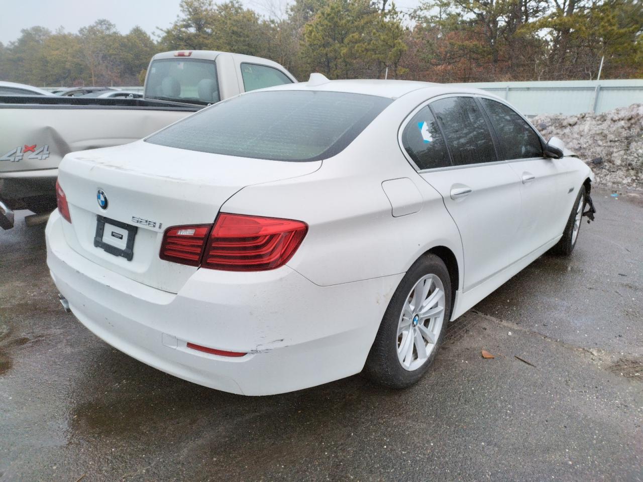 Photo 4 from auction – 2015 BMW 528 I with VIN WBA5A5C59FD514239