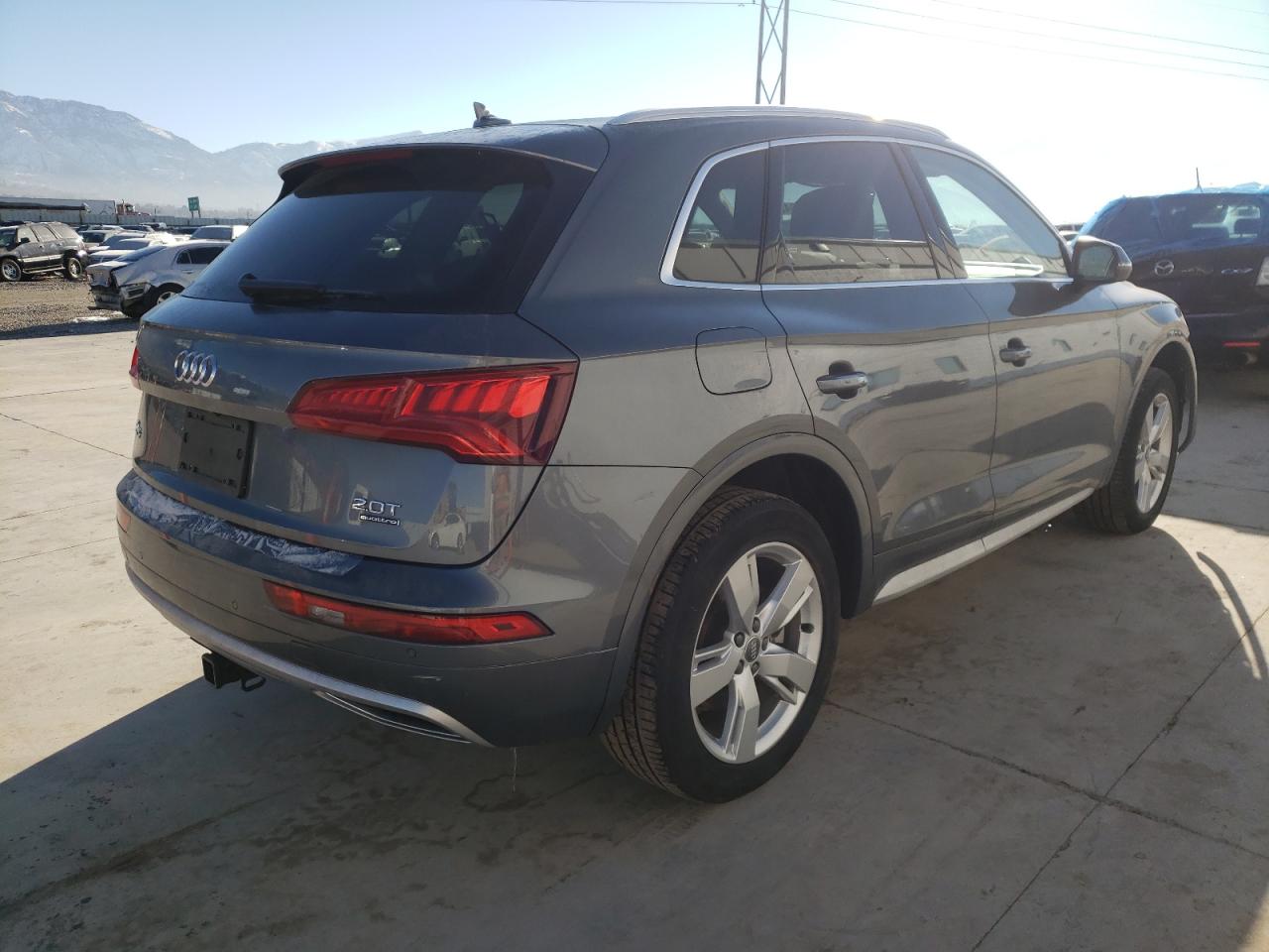 Photo 4 from auction – 2018 AUDI Q5 PREMIUM with VIN WA1BNAFY6J2210342