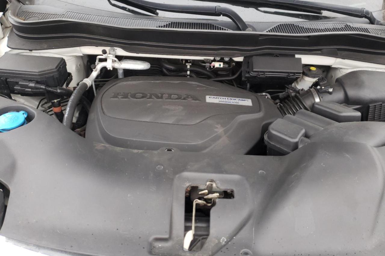 Photo 7 from auction – 2016 HONDA PILOT EXL with VIN 5FNYF6H88GB005201