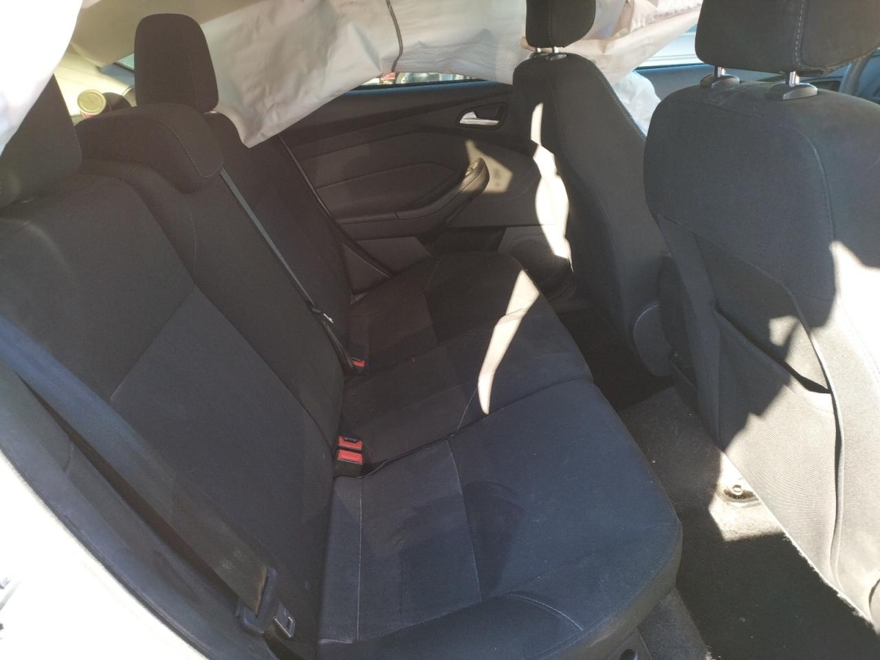 Photo 6 from auction – 2018 FORD FOCUS SE with VIN 1FADP3K23JL237231