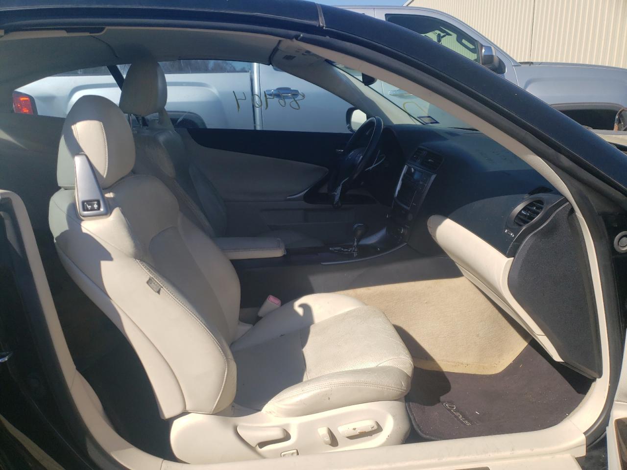 Photo 5 from auction – 2010 LEXUS IS 250 with VIN JTHFF2C24A2505805