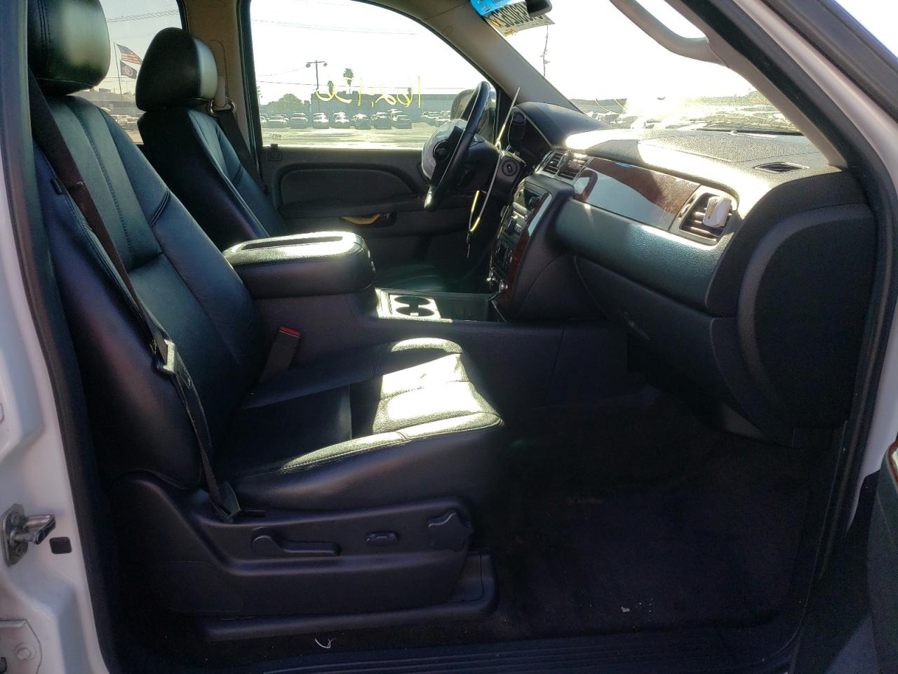 Photo 5 from auction – 2012 CHEVROLET TAHOE C150 with VIN 1GNSCBE01CR239388