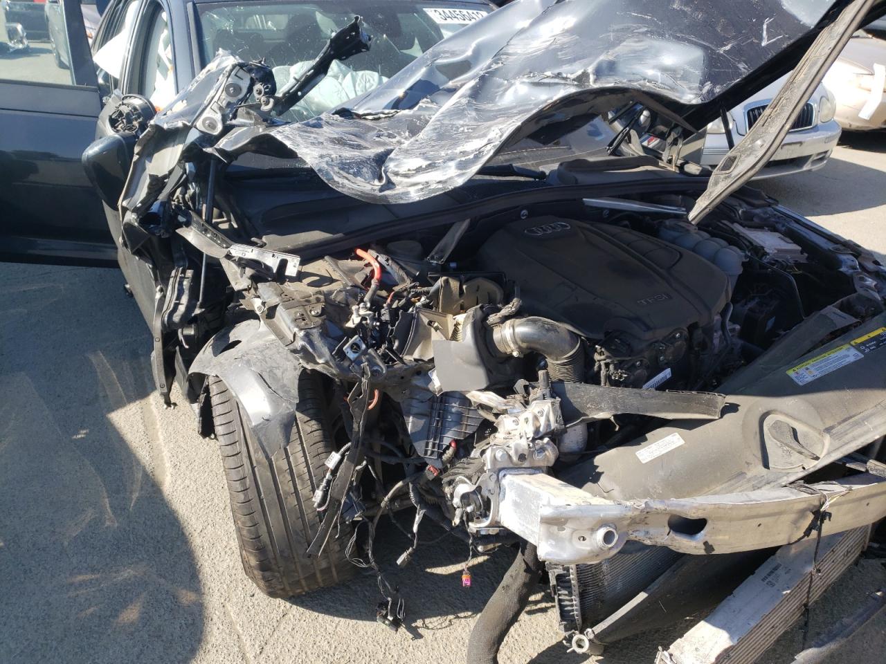 Zdjęcie 9 z aukcji – 2019 AUDI A4 PREMIUM z VIN WAUGMAF43KN018448