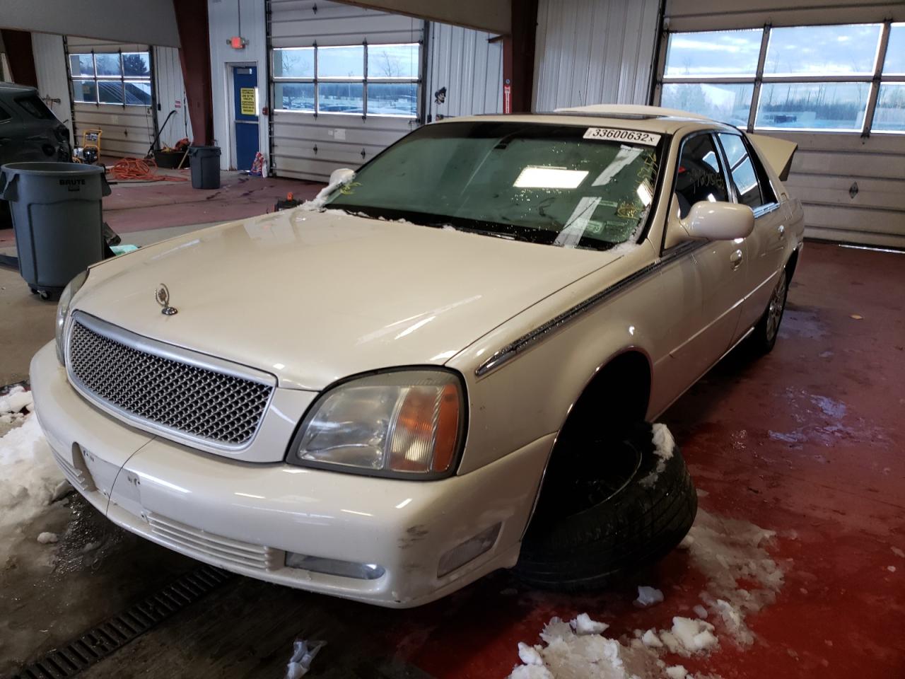 Photo 2 from auction – 2001 CADILLAC DEVILLE DT with VIN 1G6KF57961U274678