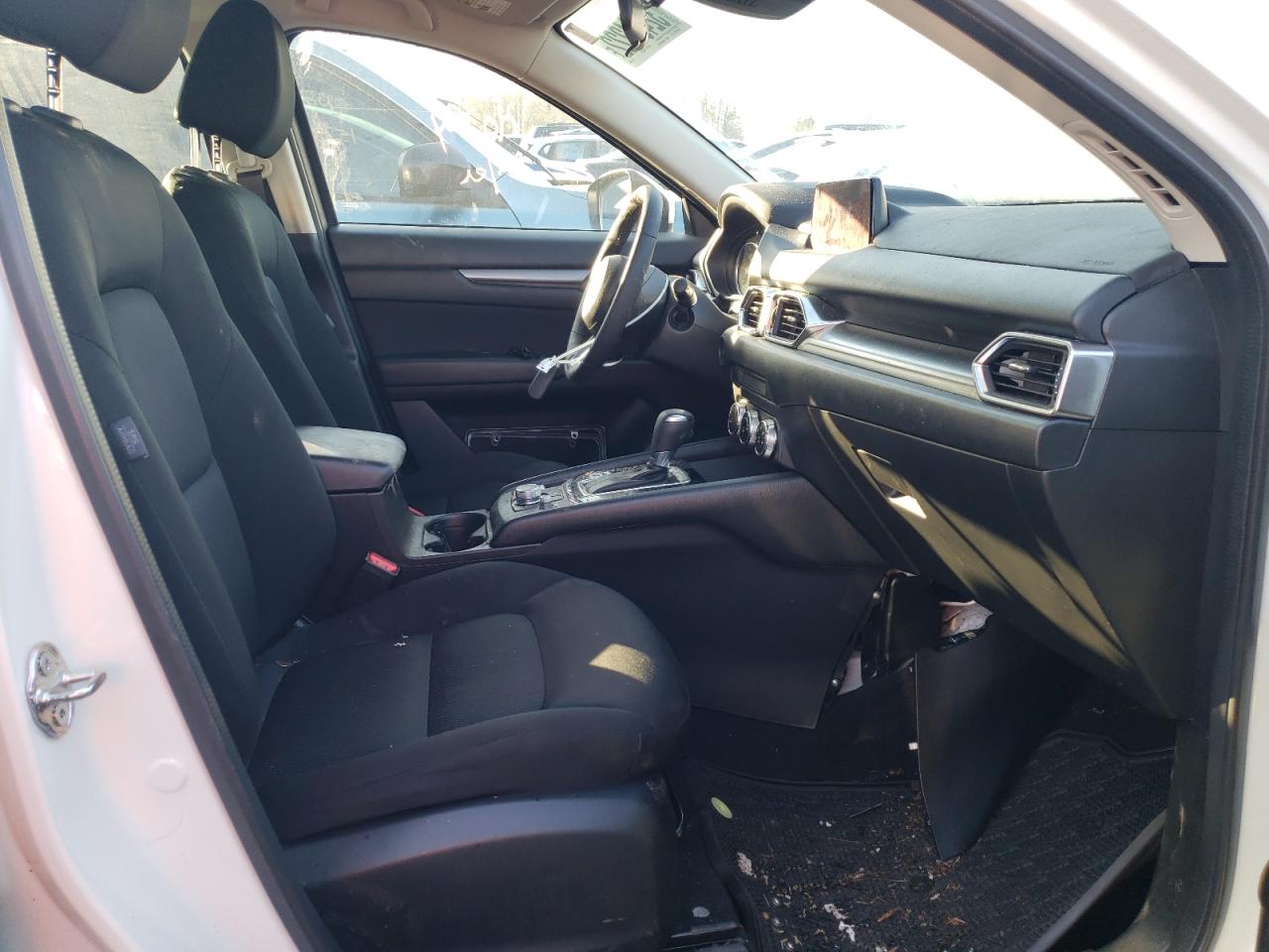 Photo 5 from auction – 2020 MAZDA CX-5 SPORT with VIN JM3KFBBM1L1720948