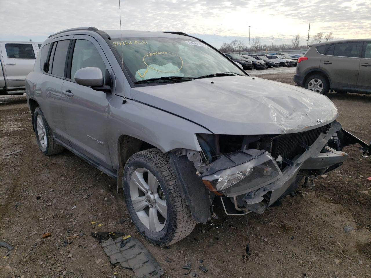 JEEP COMPASS LA 2015 with VIN 1C4NJDEB1FD270389 - Photo from auction