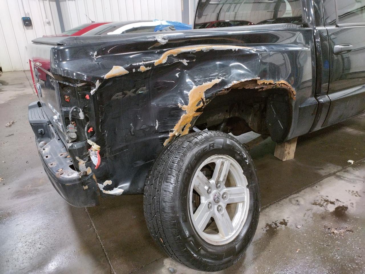 Photo 9 from auction – 2011 DODGE DAKOTA SLT with VIN 1D7RW3GP1BS661849