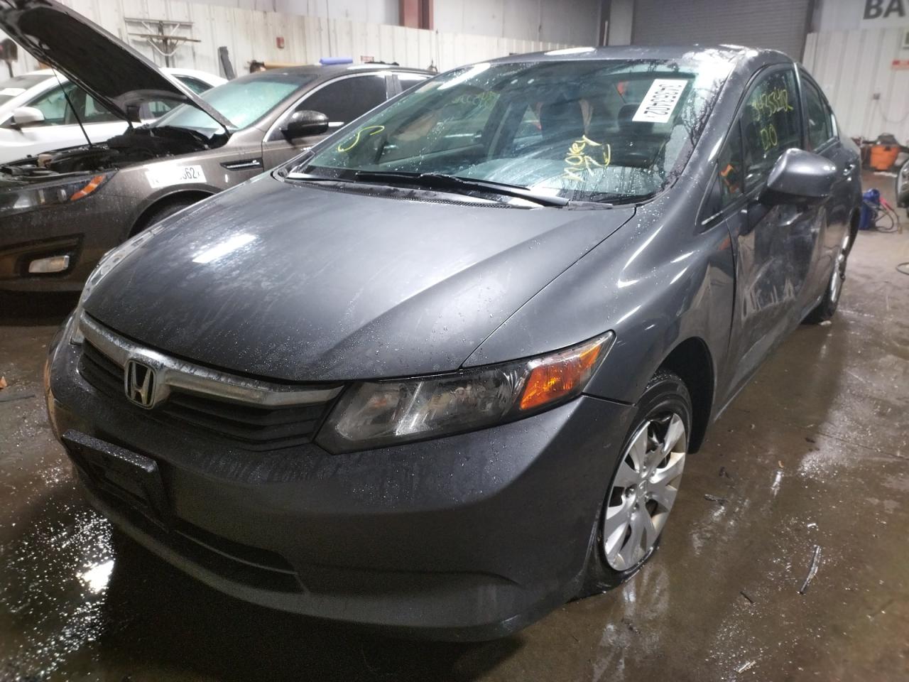 Photo 2 from auction – 2012 HONDA CIVIC LX with VIN 19XFB2F51CE012561