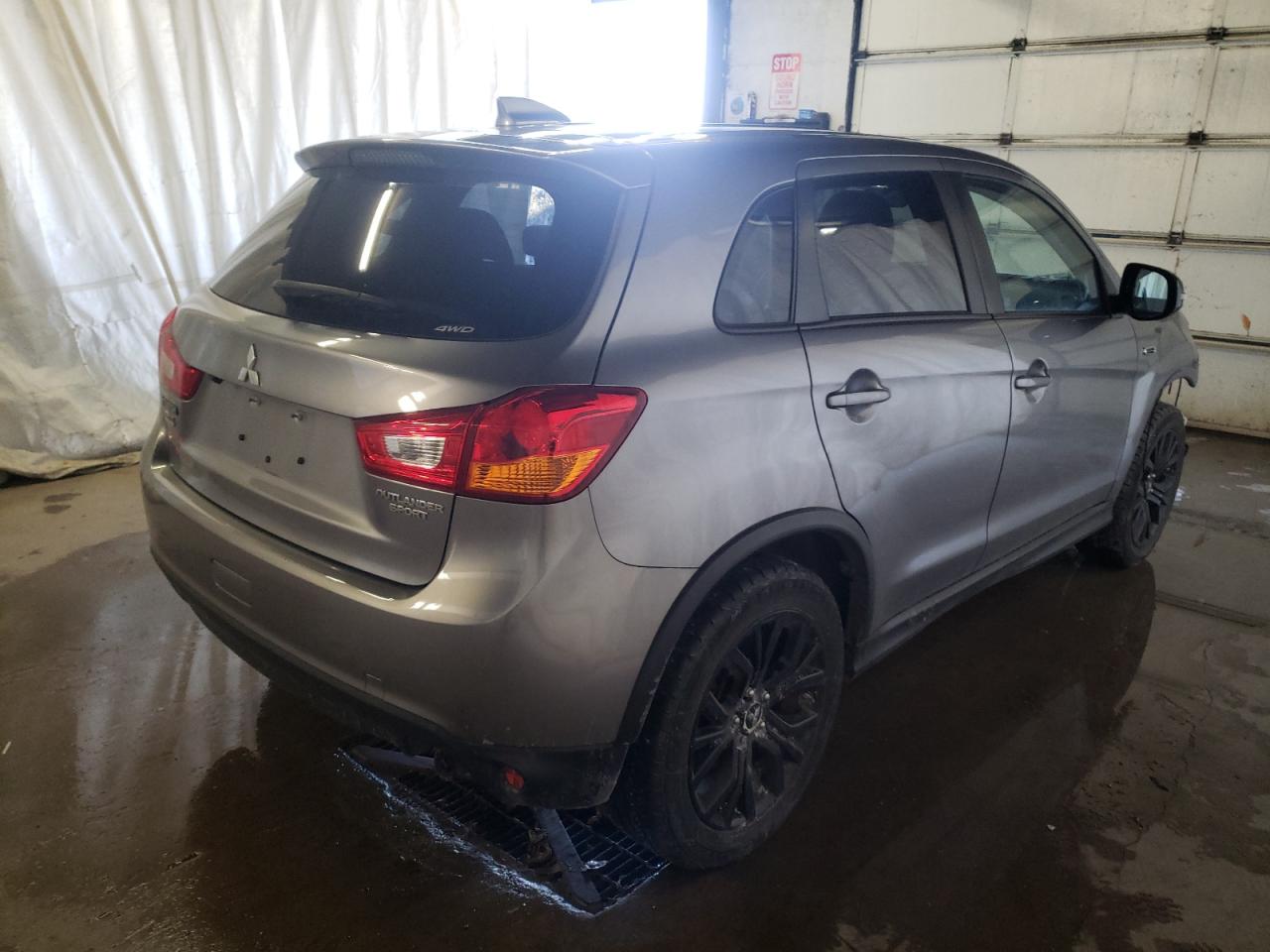 Photo 4 from auction – 2017 MITSUBISHI OUTLANDER with VIN JA4AR3AU5HZ050780