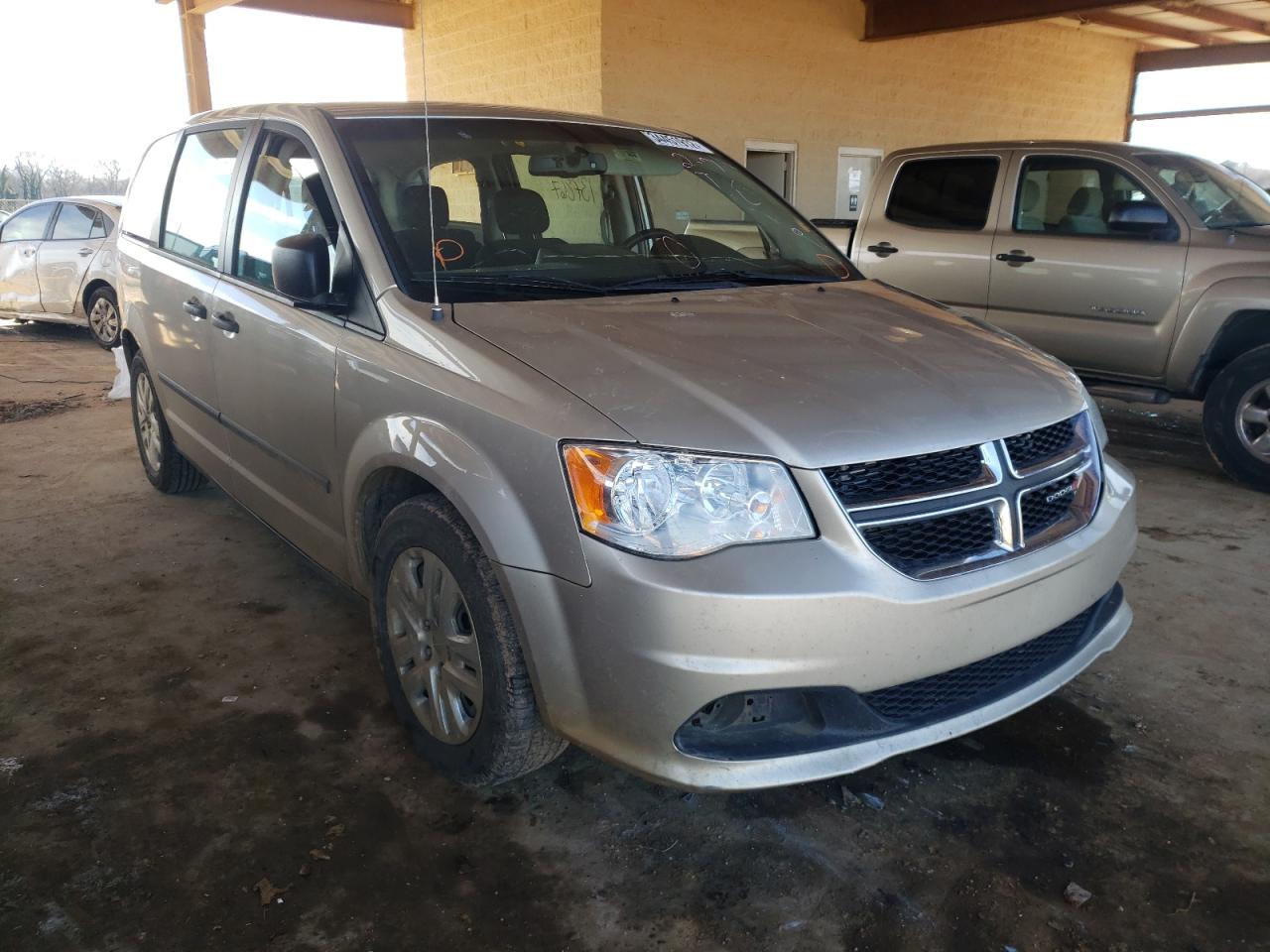 DODGE GRAND CARA 2015 with VIN 2C4RDGBG0FR687736 - Photo from auction