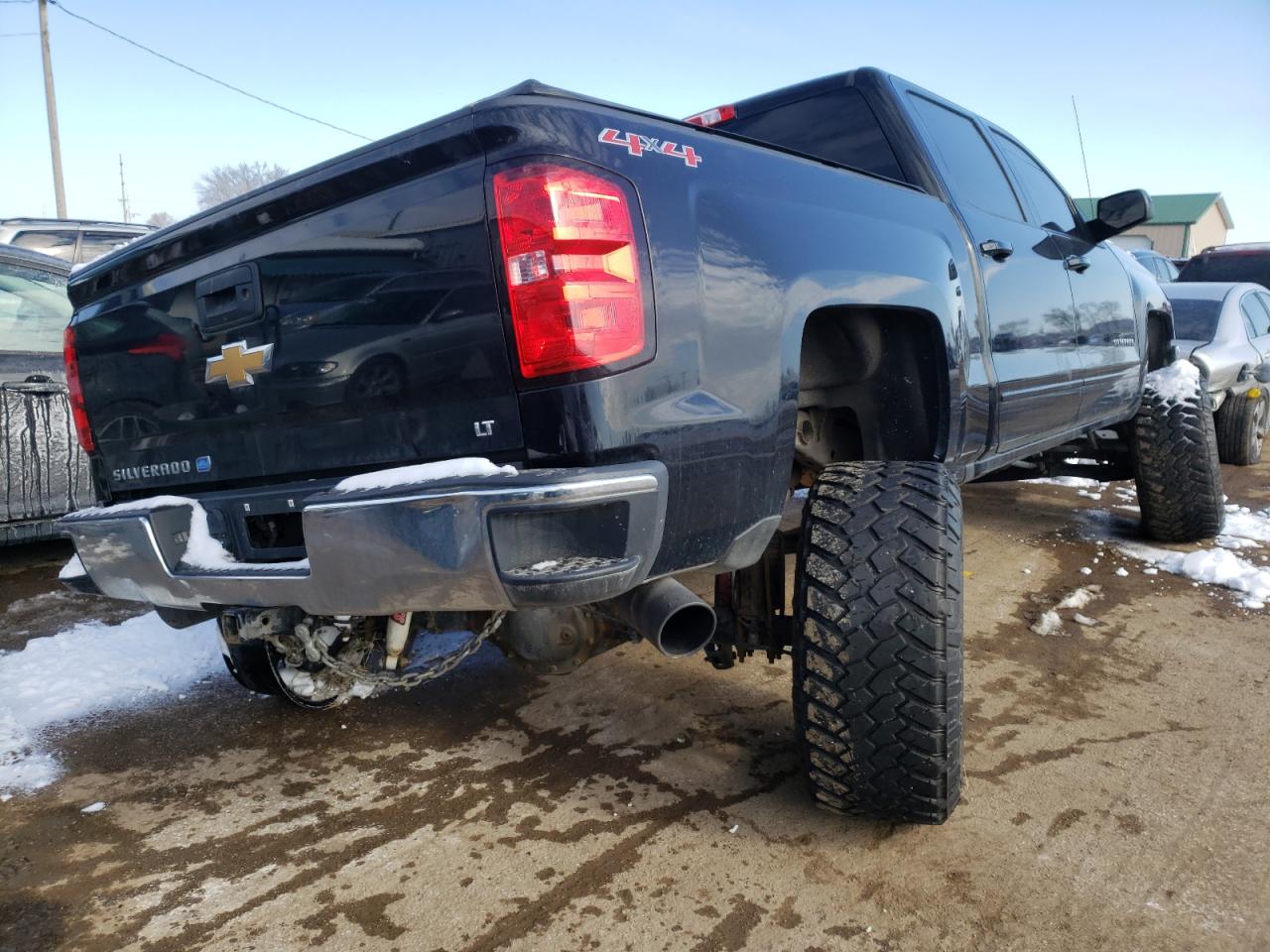 Photo 4 from auction – 2017 CHEVROLET SILVERADO with VIN 3GCUKRER8HG417574