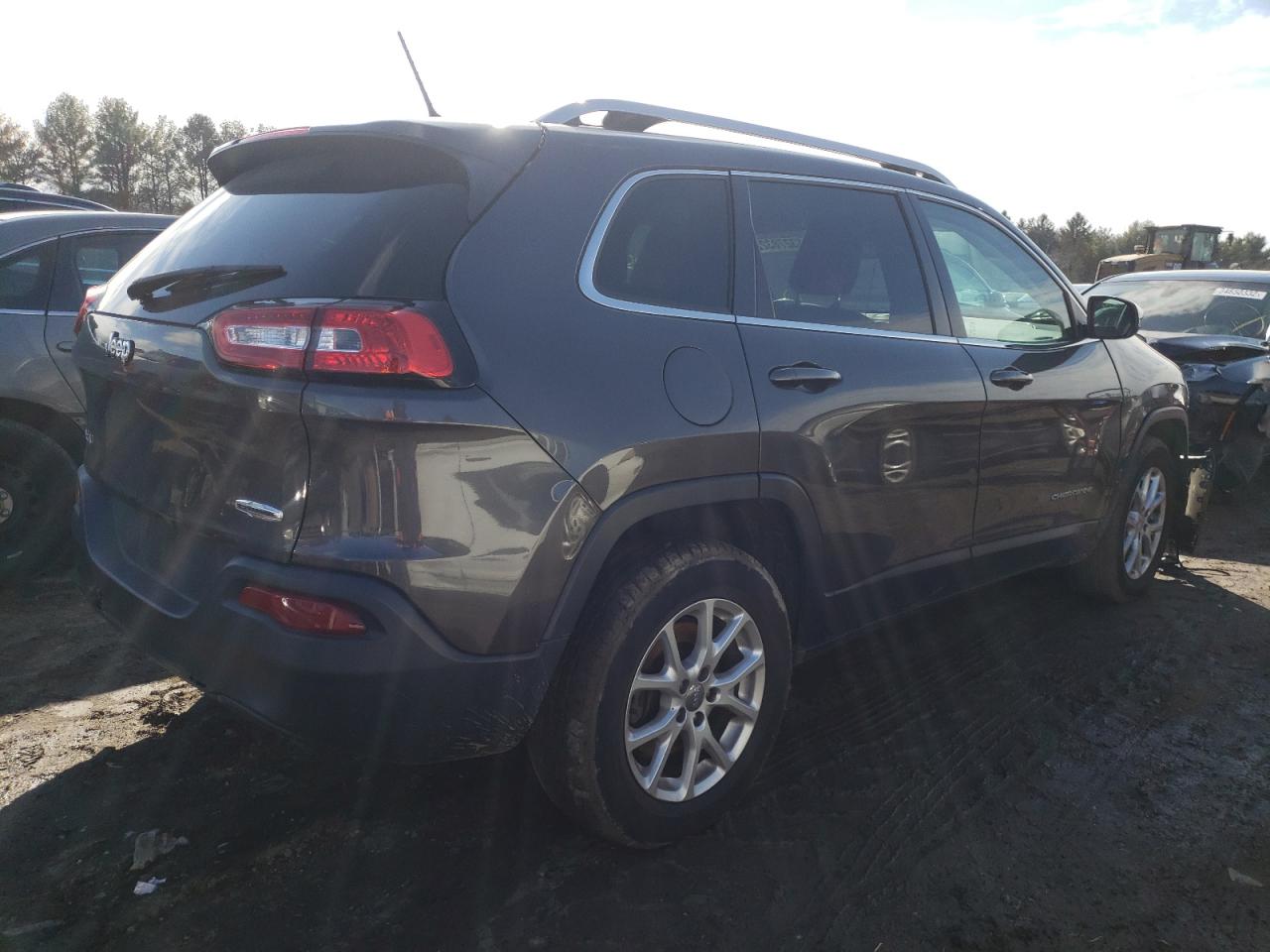 Photo 4 from auction – 2014 JEEP CHEROKEE L with VIN 1C4PJMCB7EW138512