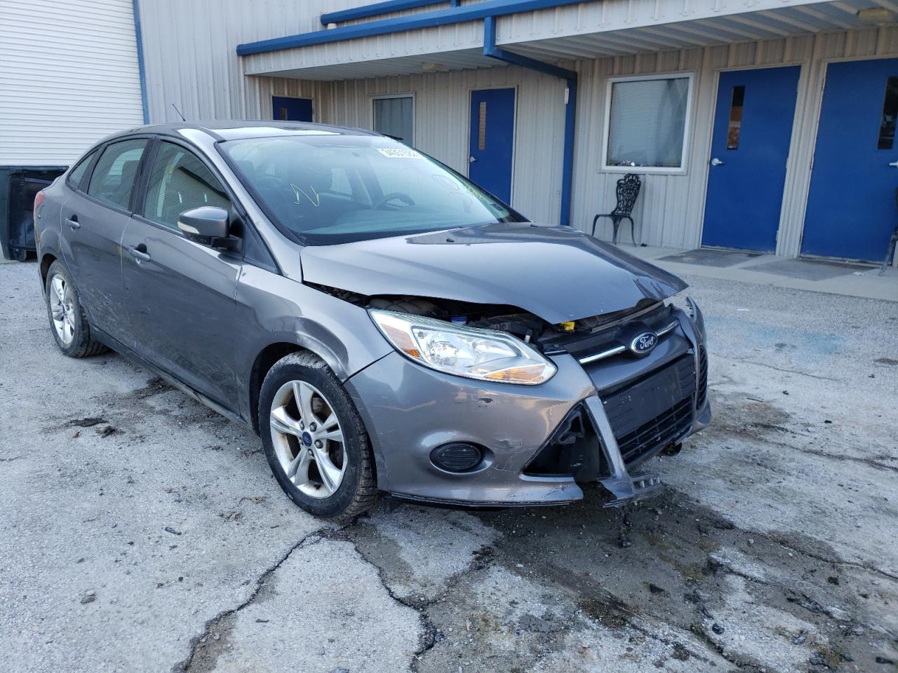 FORD FOCUS SE 2014 with VIN 1FADP3F27EL379968 - Photo from auction