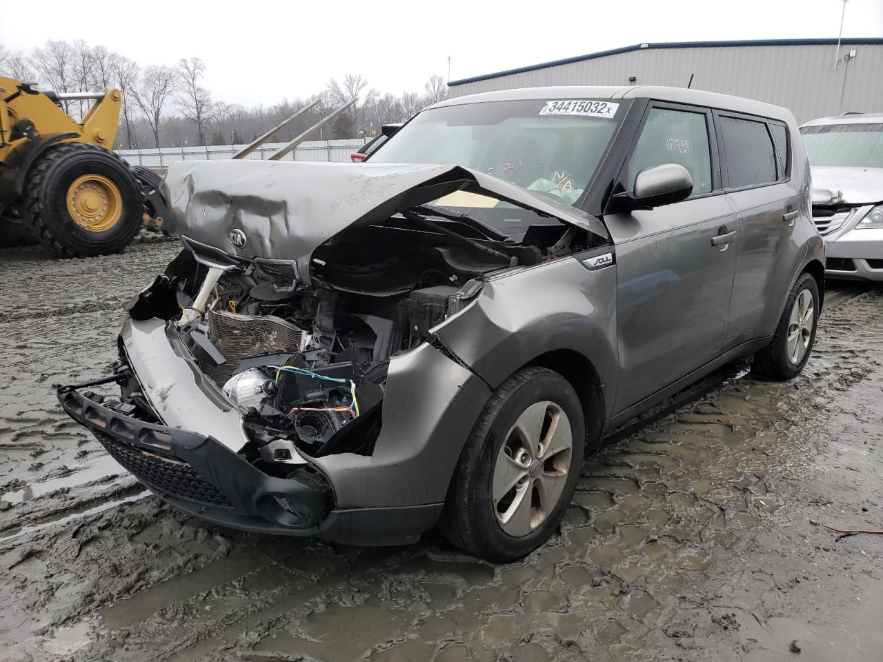 Фото 2 с аукциона – 2015 KIA SOUL с VIN KNDJN2A26F7175757