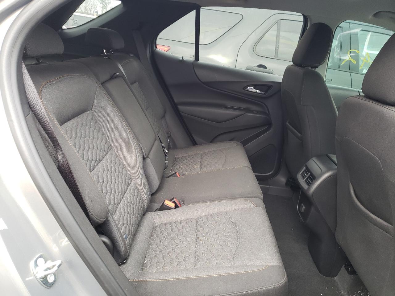 Photo 6 from auction – 2018 CHEVROLET EQUINOX LT with VIN 3GNAXJEV7JS619545