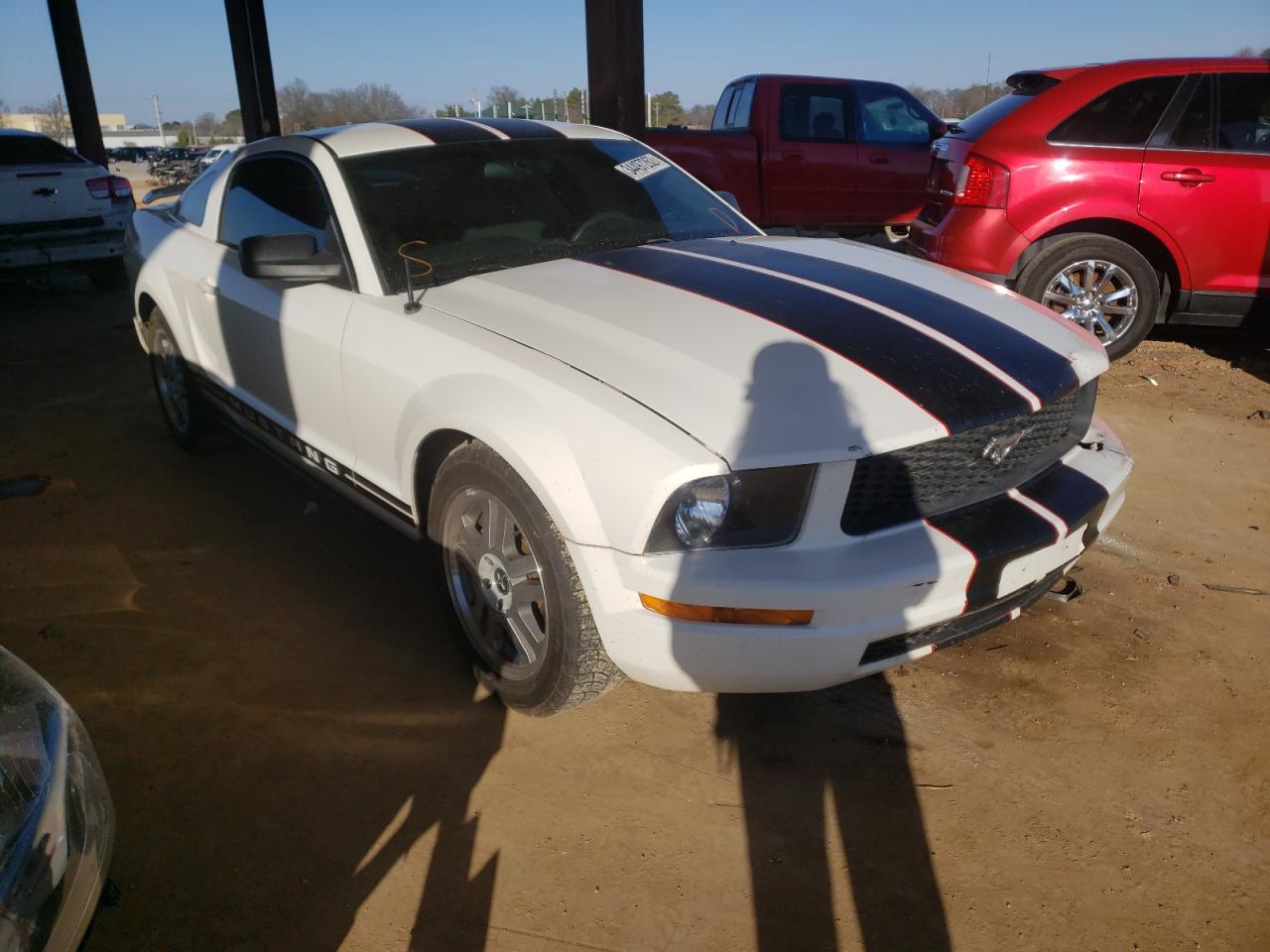 FORD MUSTANG 2005 with VIN 1ZVFT80N055175237 - Photo from auction