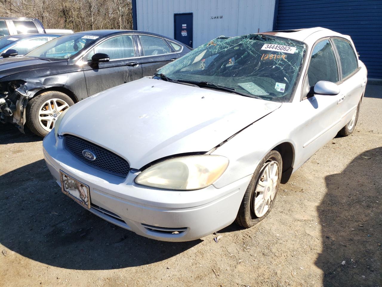 Photo 2 from auction – 2007 FORD TAURUS SEL with VIN 1FAFP56U47A128104