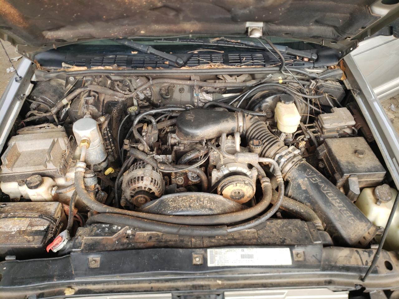 Photo 7 from auction – 2001 CHEVROLET BLAZER with VIN 1GNDT13W31K226917