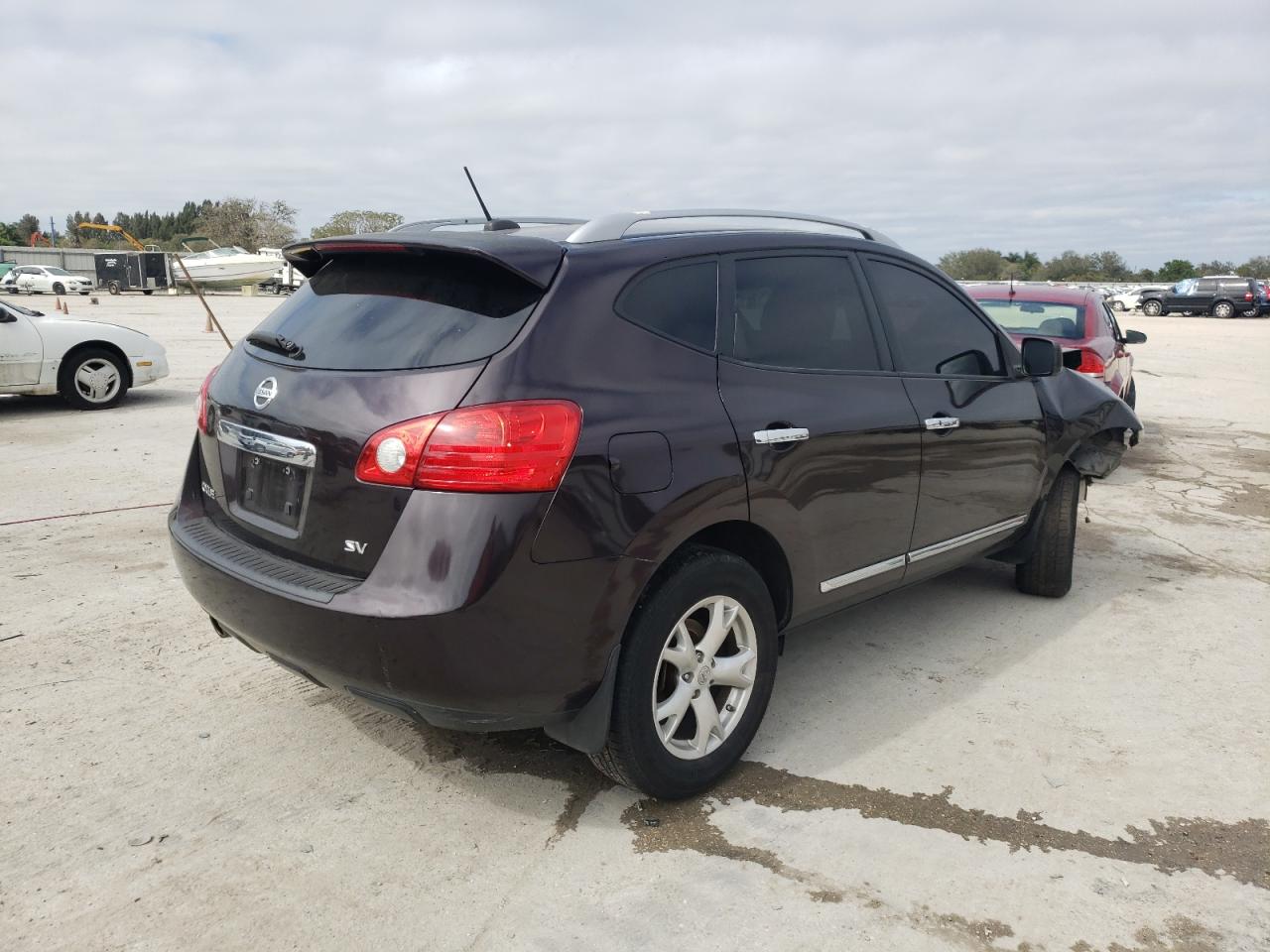 Photo 4 from auction – 2011 NISSAN ROGUE with VIN JN8AS5MT0BW169441